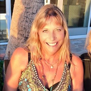 Meet your Posher, Brenda